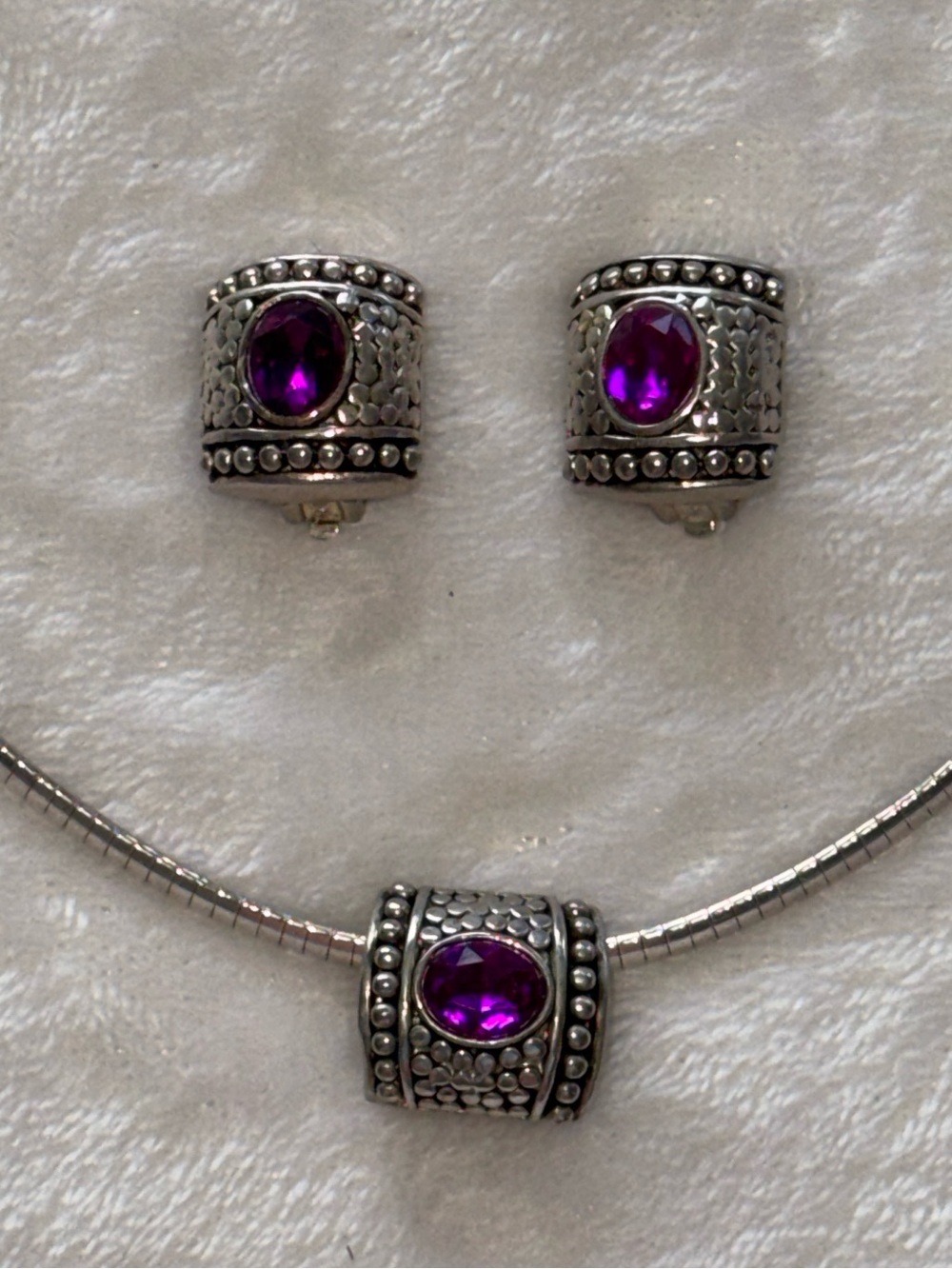 Y2K Pink Slide Pendant & Clip Earrings Set Antique Silver Tone Beaded Metal